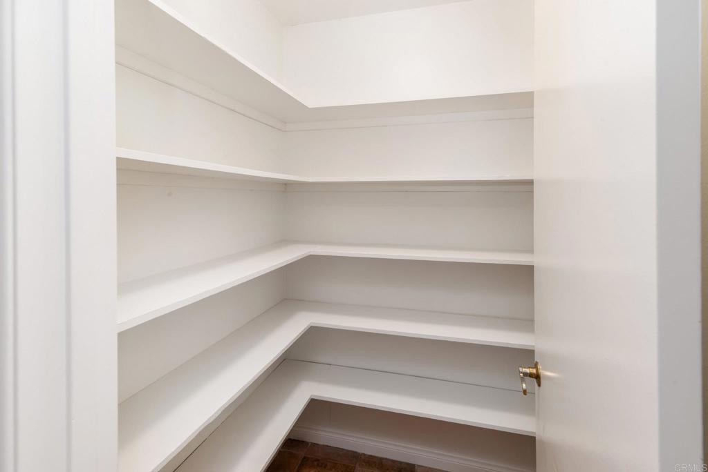8764 Glenira Avenue Property Photo 14