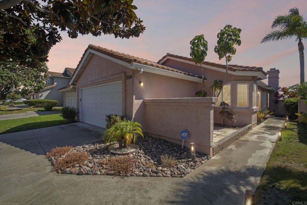 2124 Redwood Crst Property Photo 1