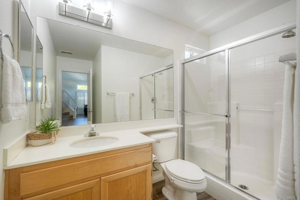 2424 Papyrus Ct. Property Photo 28