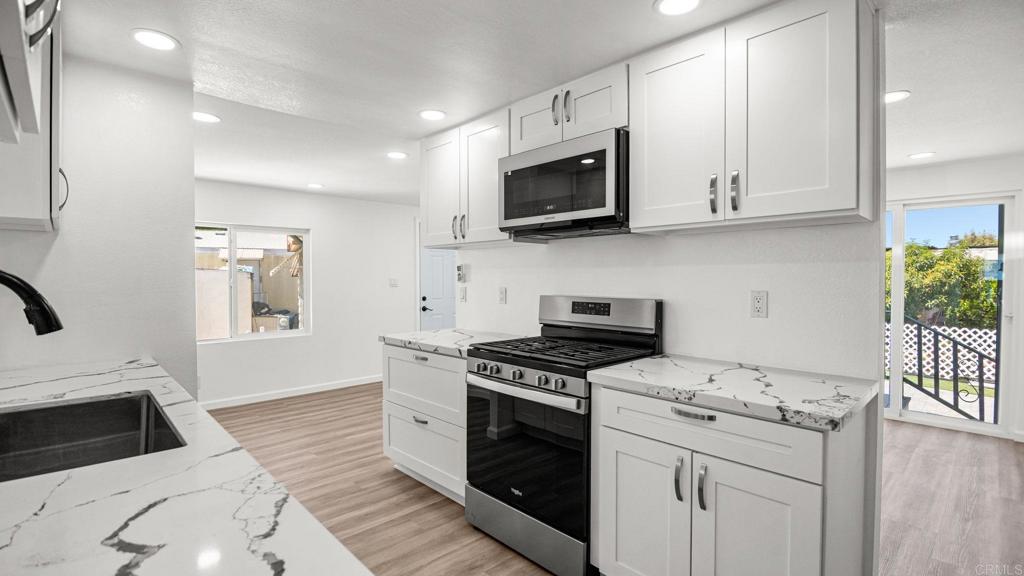 6 Biltmore Ave Property Photo 12