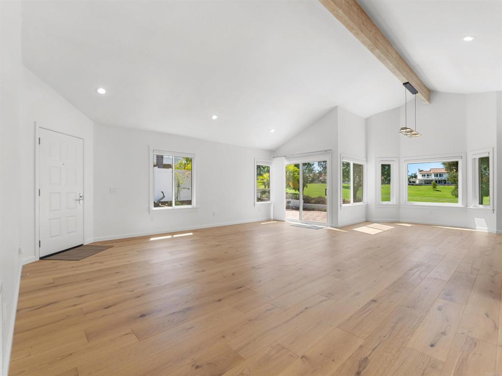 4957 Alicante Way Property Photo 14
