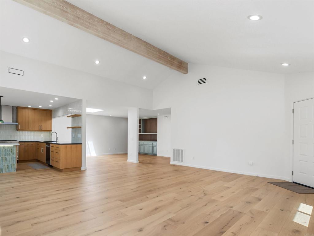 4957 Alicante Way Property Photo 28