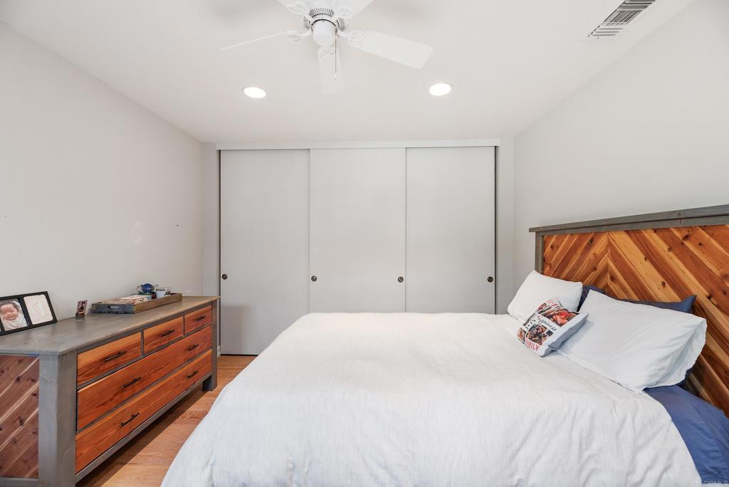 1092 Serena Way Property Photo 25
