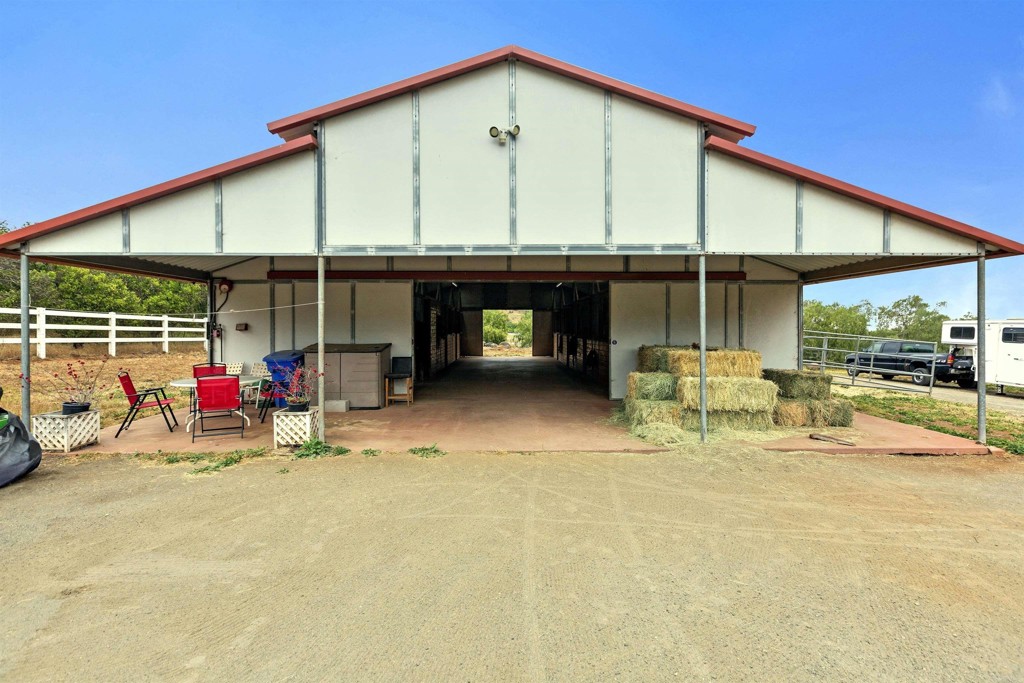 334 Rainbow Crest Road Property Photo 7