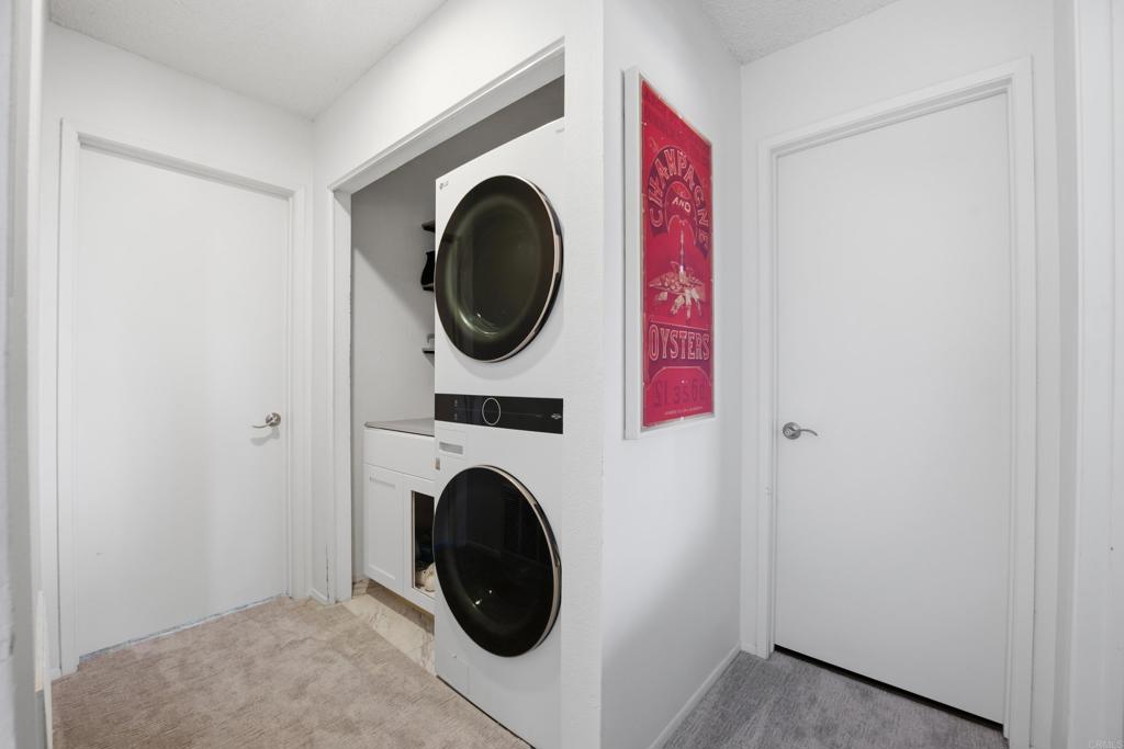 2815 New Castle Way Property Photo 6
