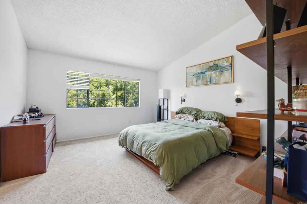 2815 New Castle Way Property Photo 9