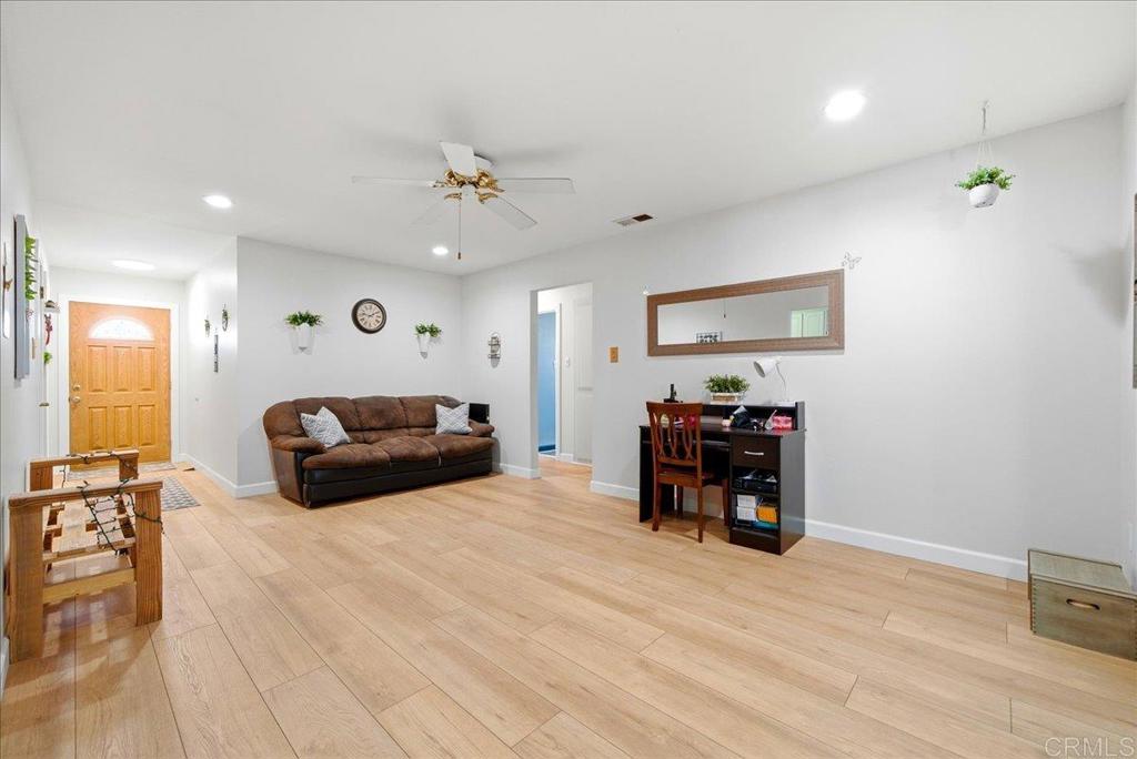 1634 Rush Avenue Property Photo 6