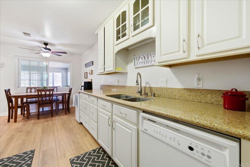 1634 Rush Avenue Property Photo 12