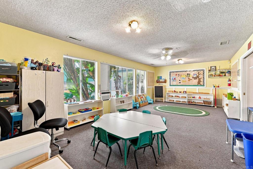 2017 Felicita Road Property Photo 2