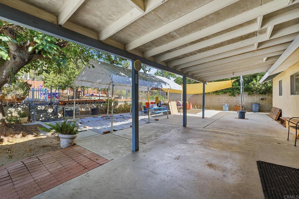 2017 Felicita Road Property Photo 21
