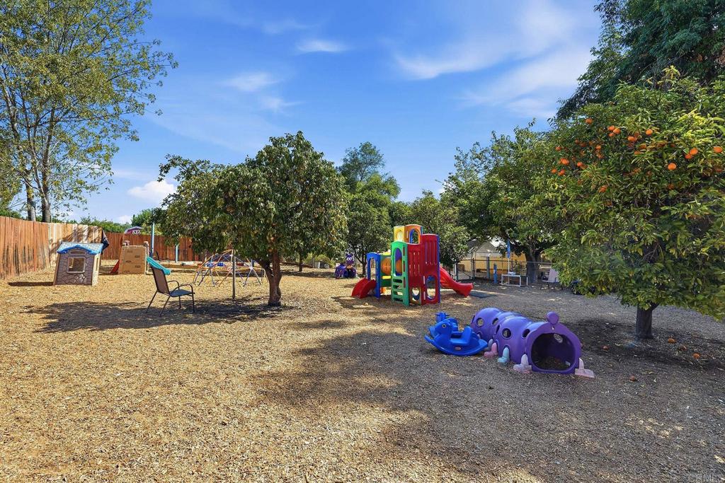 2017 Felicita Road Property Photo 25