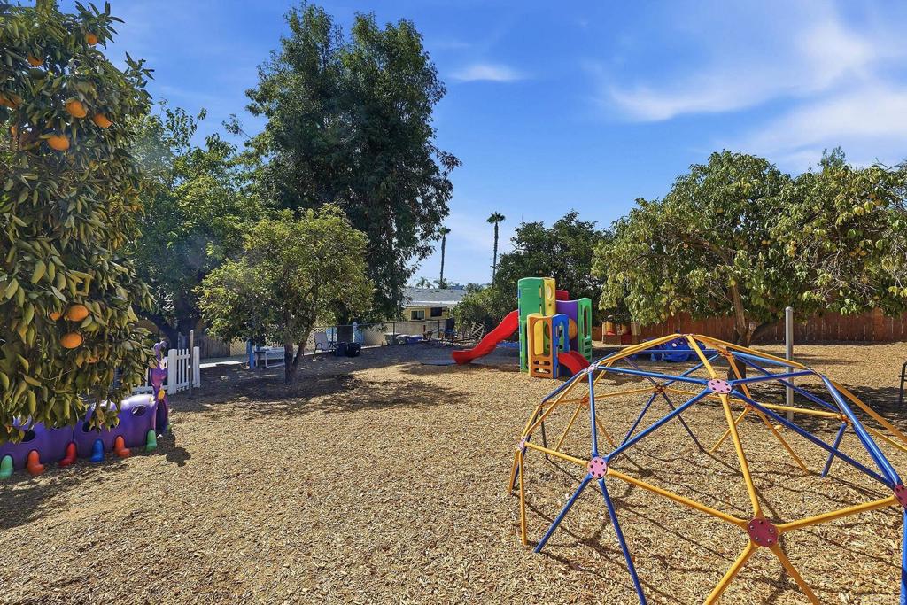 2017 Felicita Road Property Photo 27