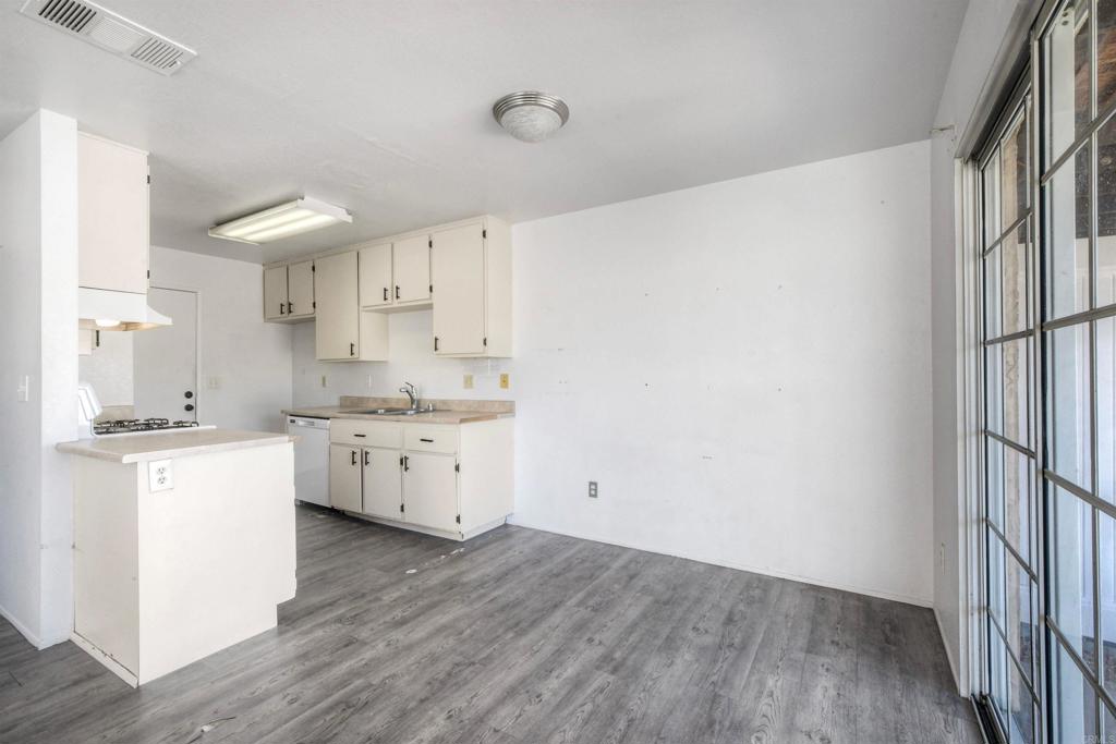 408 410 Shirley Drive Property Photo 8