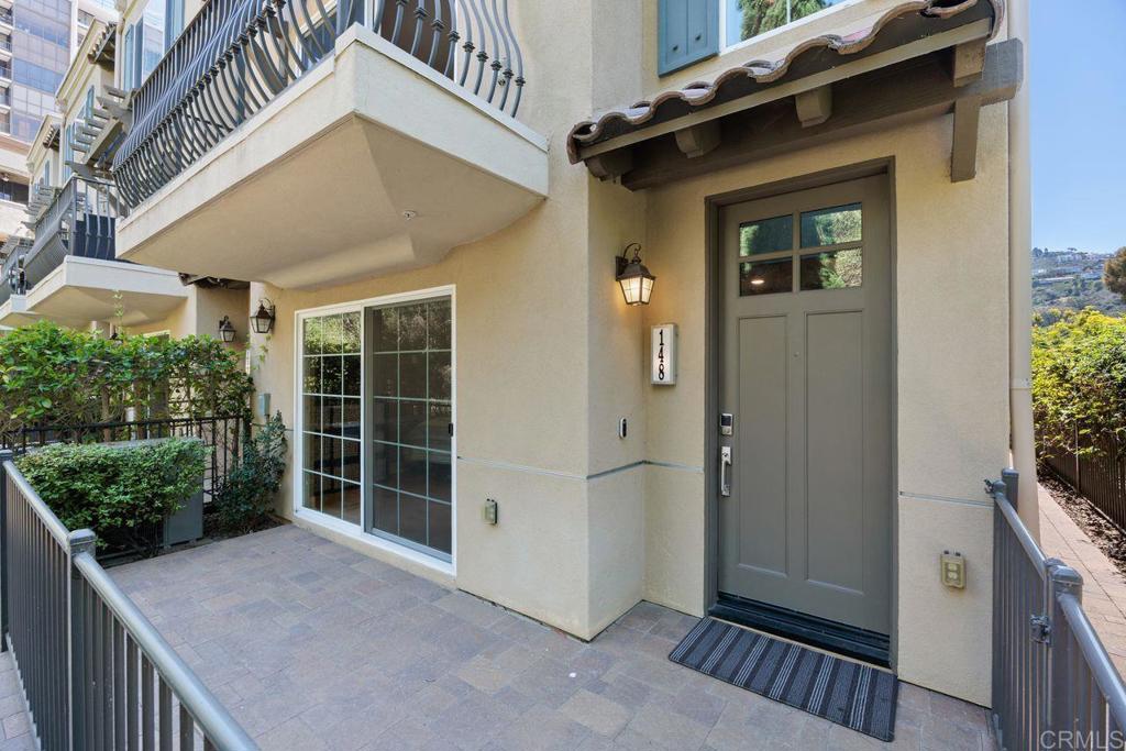 2406 Torrey Pines Road 148 Property Photo 10