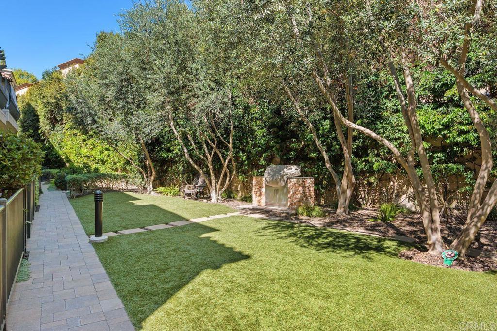 2406 Torrey Pines Road 148 Property Photo 42