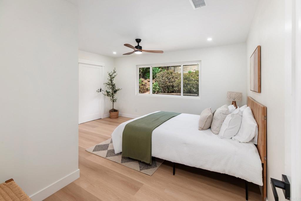 2430 Sunflower Property Photo 11