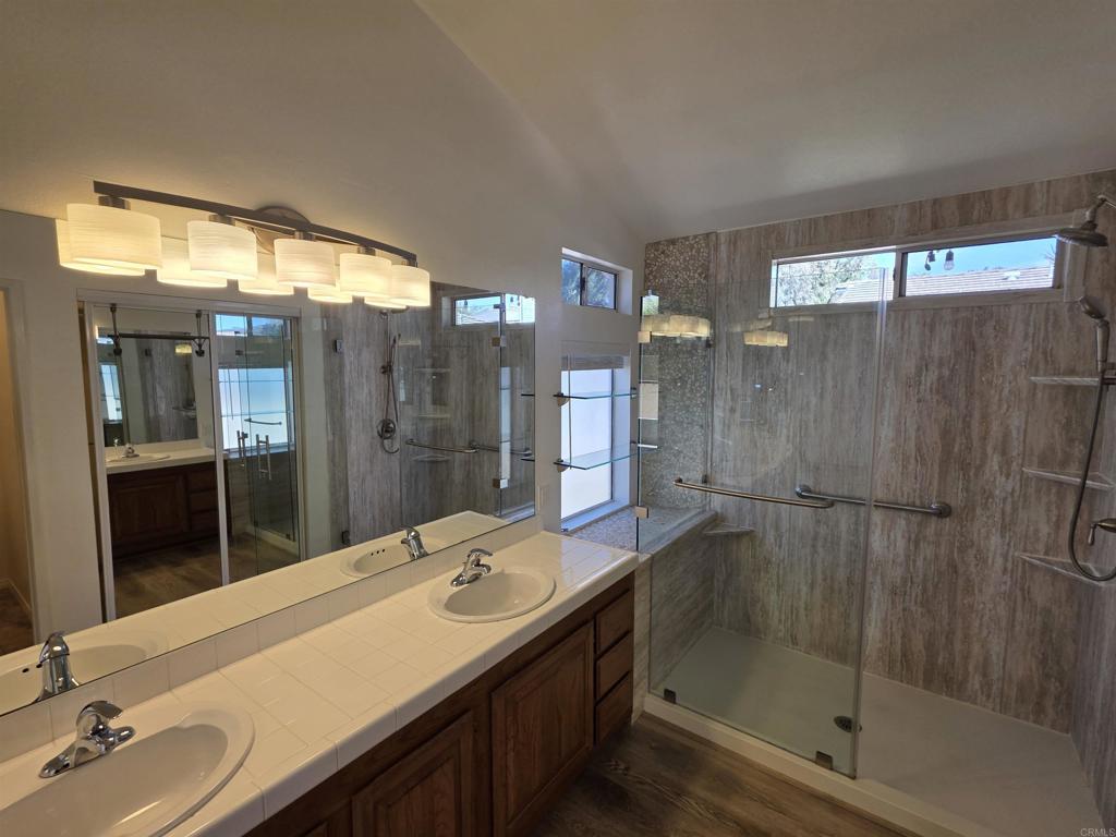 2359 Mapleleaf Drive Property Photo 20