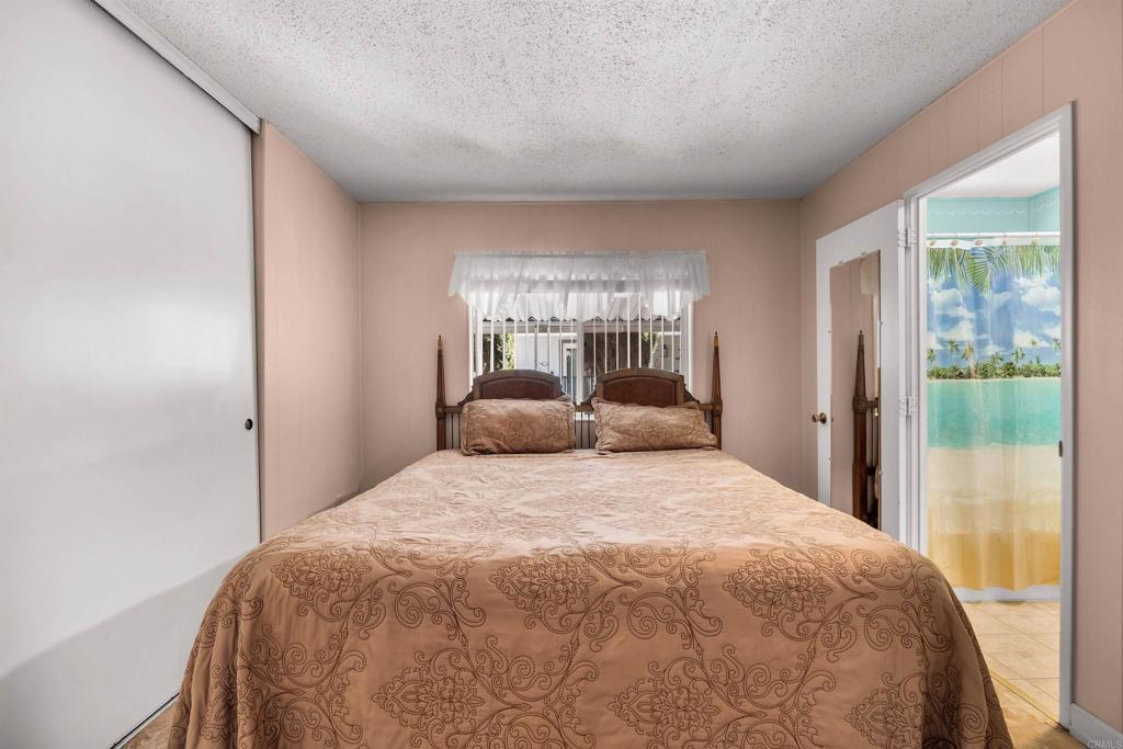 1751 W Citracado Parkway 327 Property Photo 17