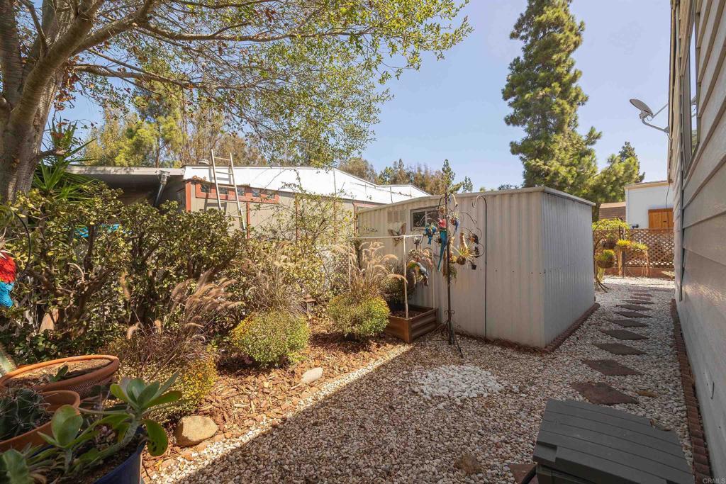 1751 W Citracado Parkway 327 Property Photo 23