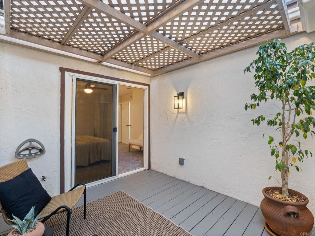 1817 Castle Property Photo 31