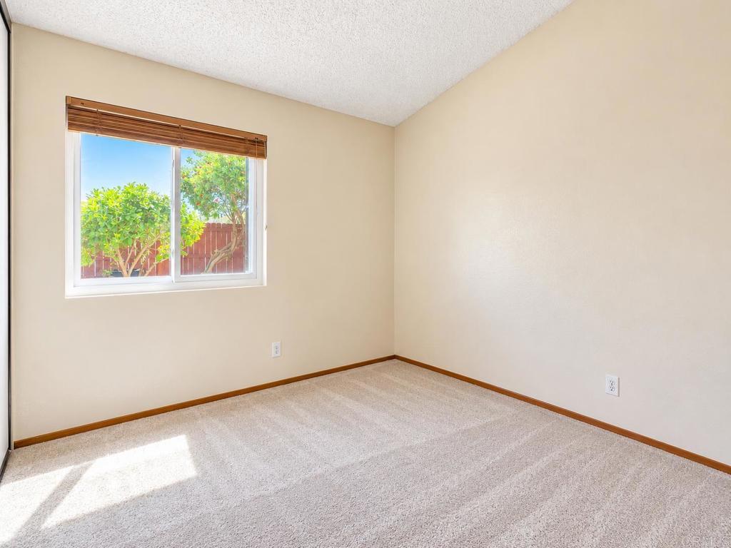 652 Irene Road Property Photo 16