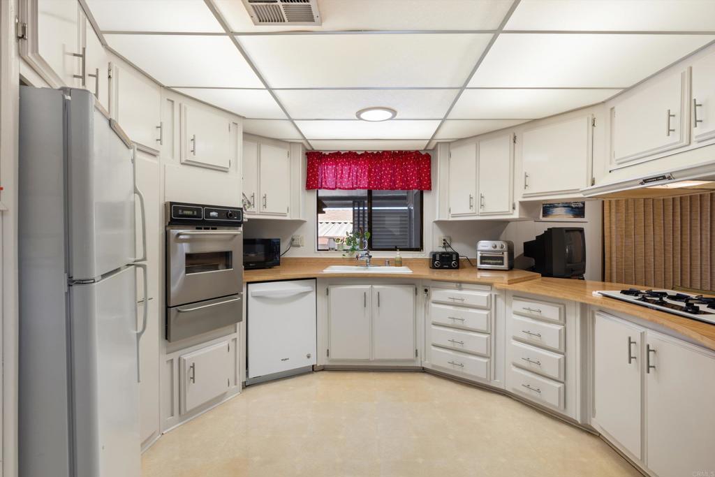 3535 Linda Vista Drive 265 Property Photo 8
