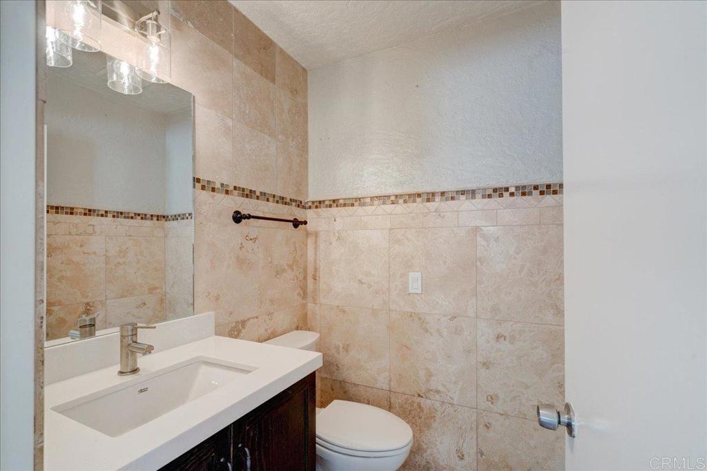 18434 Ramona View Drive Property Photo 15