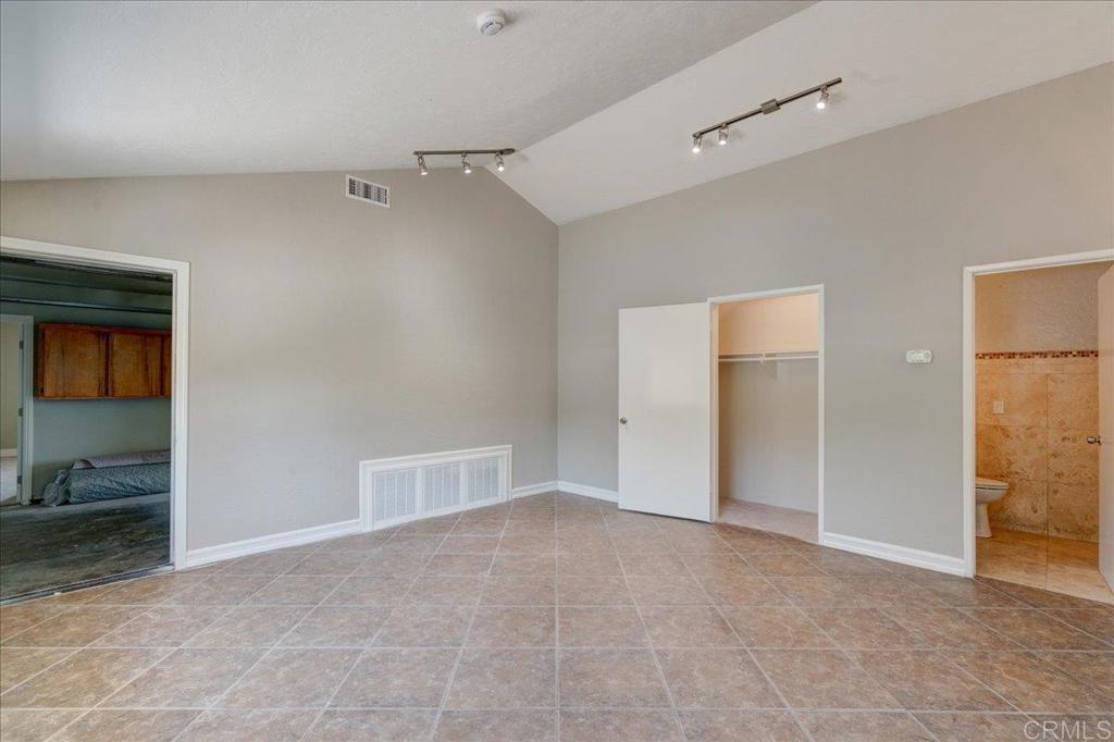 18434 Ramona View Drive Property Photo 18