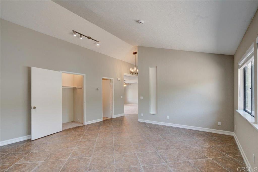 18434 Ramona View Drive Property Photo 19