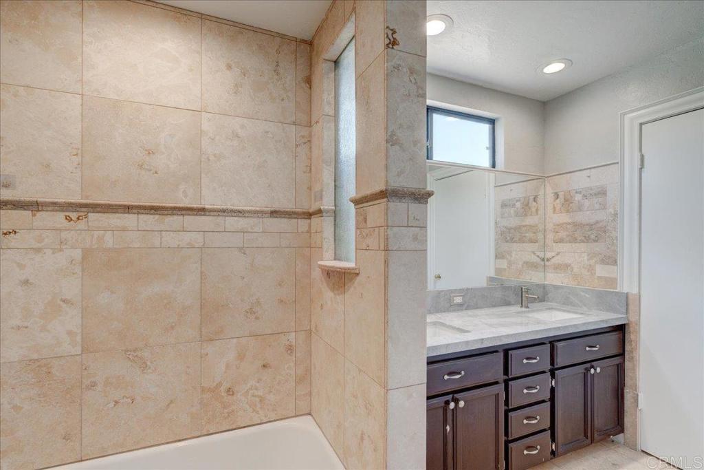 18434 Ramona View Drive Property Photo 26