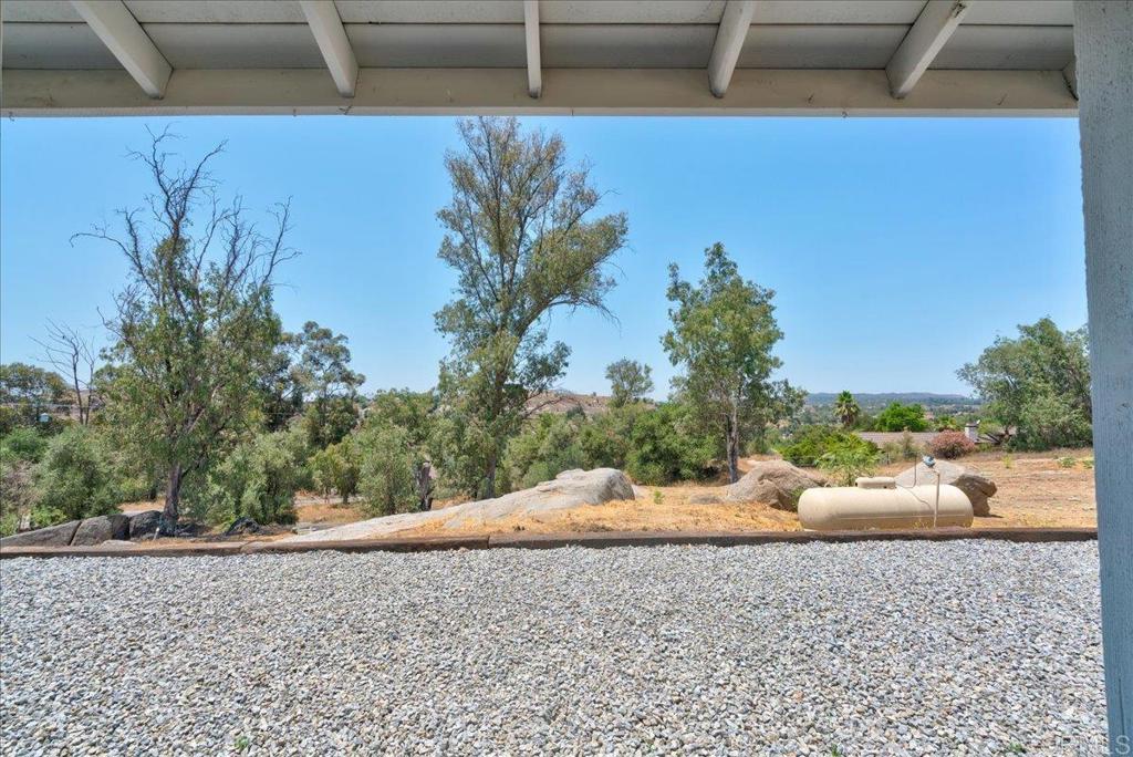 18434 Ramona View Drive Property Photo 39