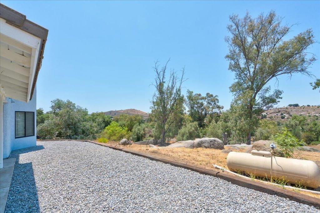 18434 Ramona View Drive Property Photo 41