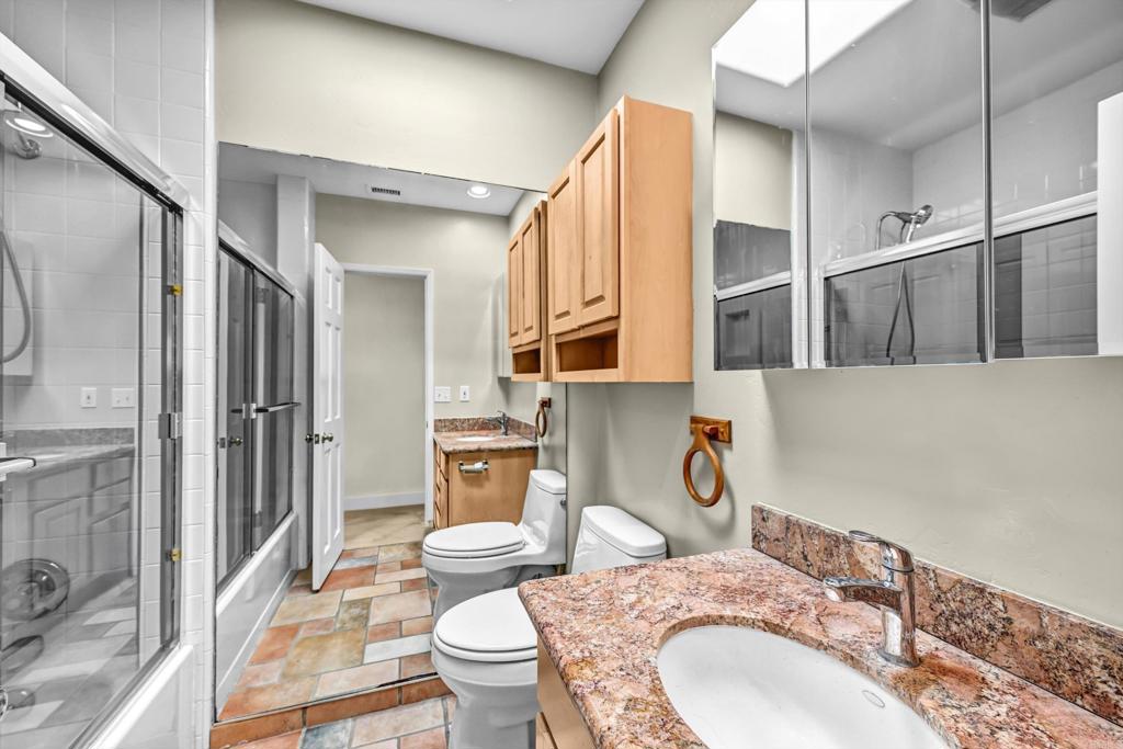 325 13th Street Property Photo 22