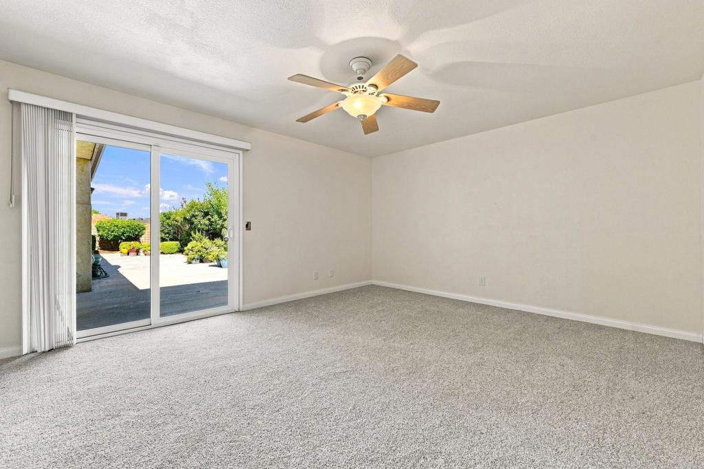 43154 Parkway Avenue Property Photo 40