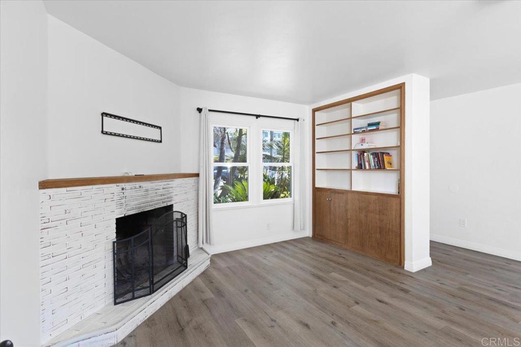 1923 S Tremont Street Property Photo 9