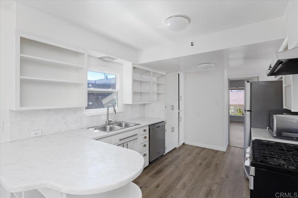 1923 S Tremont Street Property Photo 14