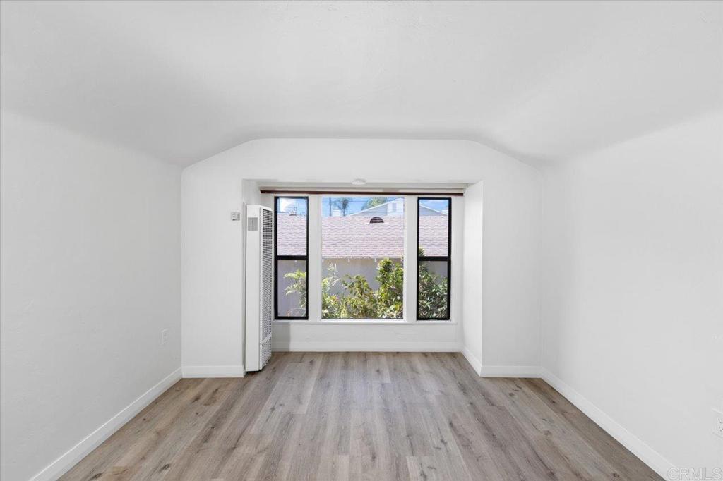 1923 S Tremont Street Property Photo 22