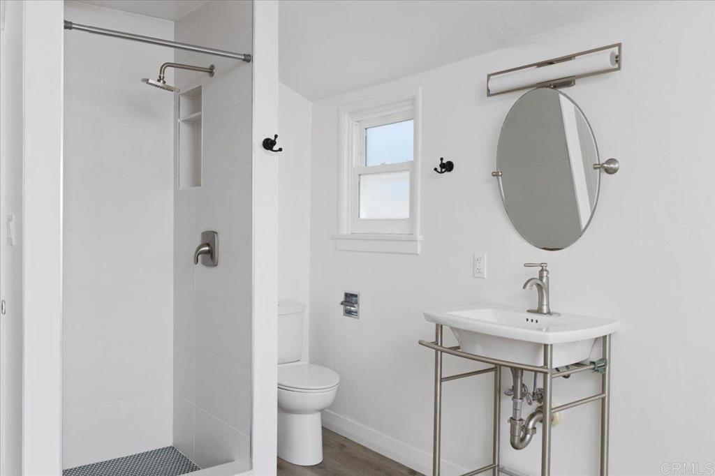 1923 S Tremont Street Property Photo 25
