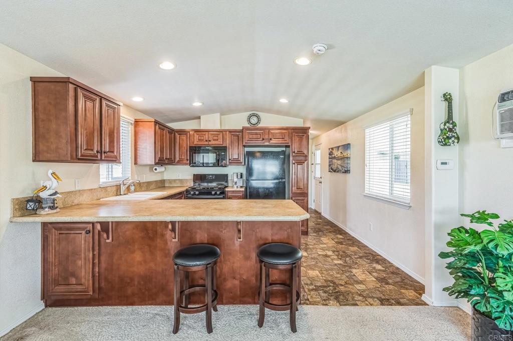 699 N Vulcan Avenue 17 Property Photo 8