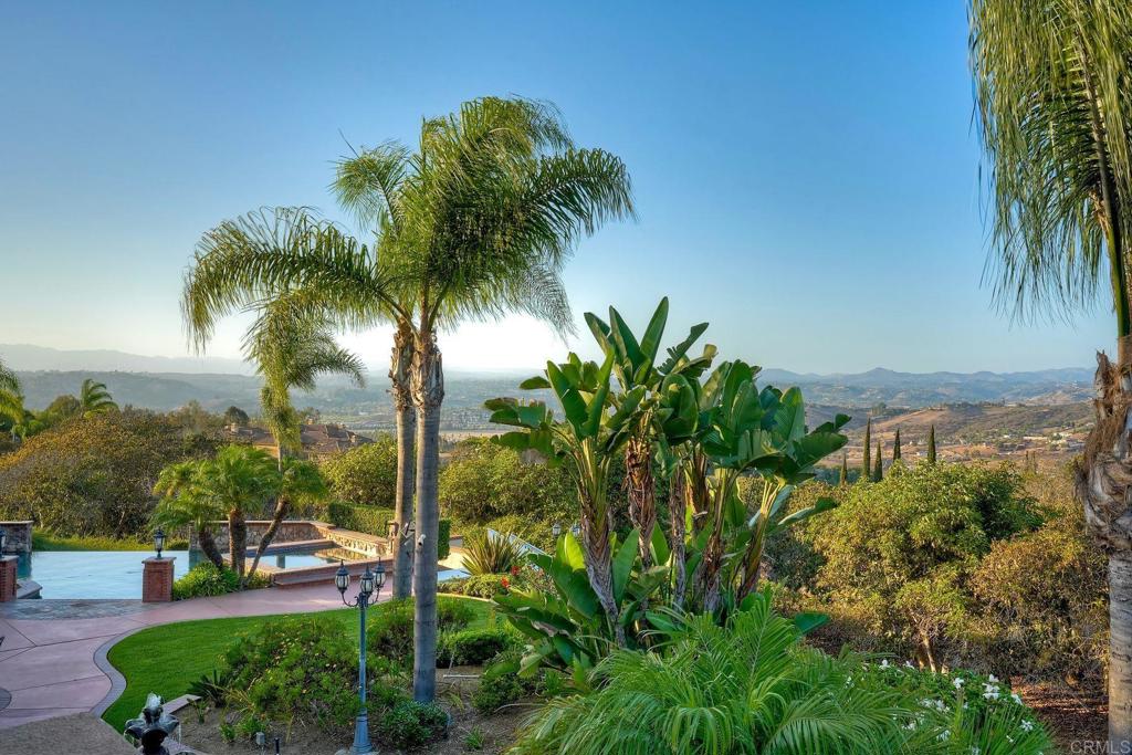 30893 Villa Toscana Property Photo 18