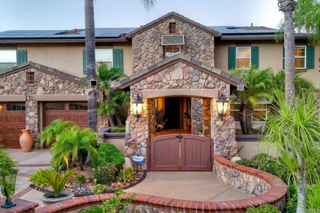30893 Villa Toscana Property Photo 31