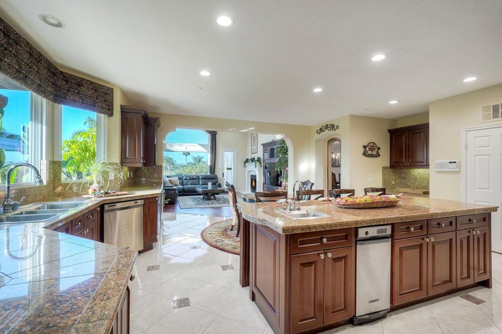 30893 Villa Toscana Property Photo 39