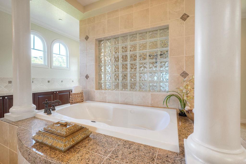 30893 Villa Toscana Property Photo 48