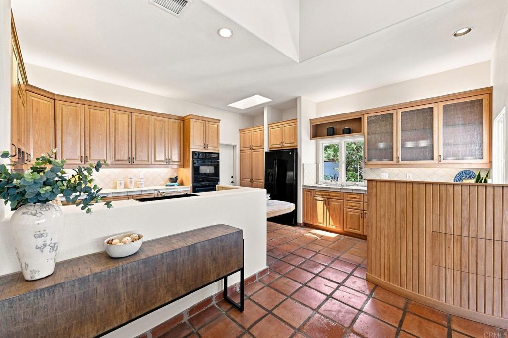 7631 Hillside Drive Property Photo 15