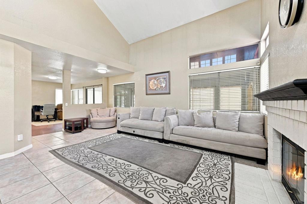 41211 Mountain Pride Drive Property Photo 4