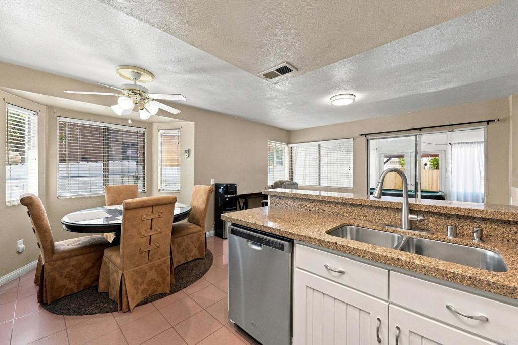 41211 Mountain Pride Drive Property Photo 11