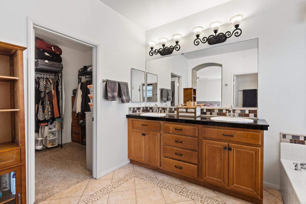 1300 Enchante Way Property Photo 25