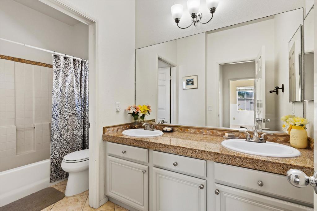 1300 Enchante Way Property Photo 30