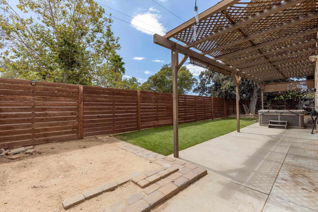157 S Mercedes Road Property Photo 30