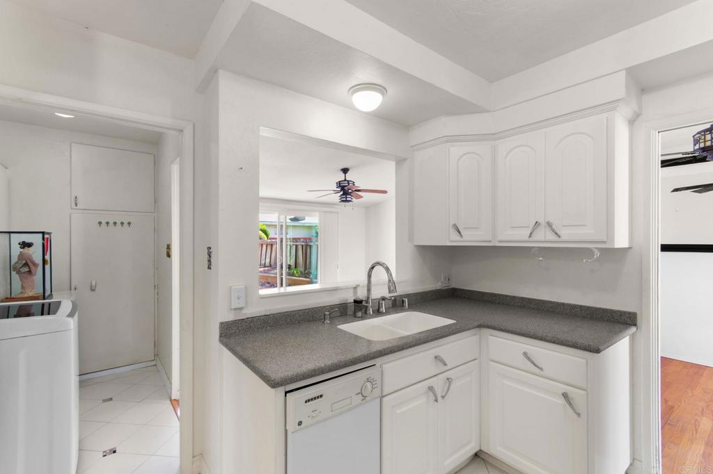 389 First Avenue Property Photo 11
